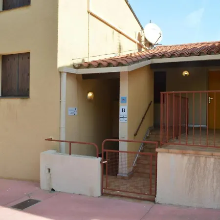 : Cabine, Terrasse, Proche - Fr-1-225c-30 Apartment