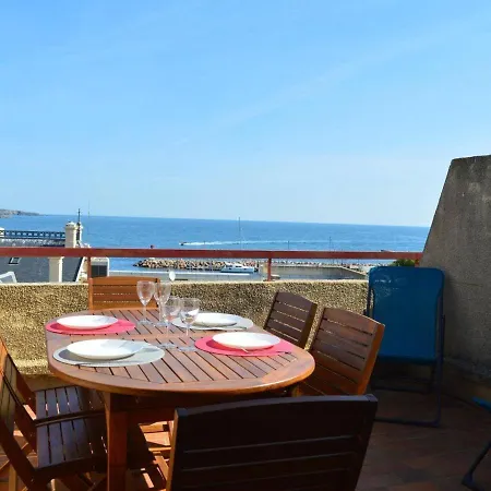 : Cabine, Terrasse, Proche - Fr-1-225c-30 Apartment *